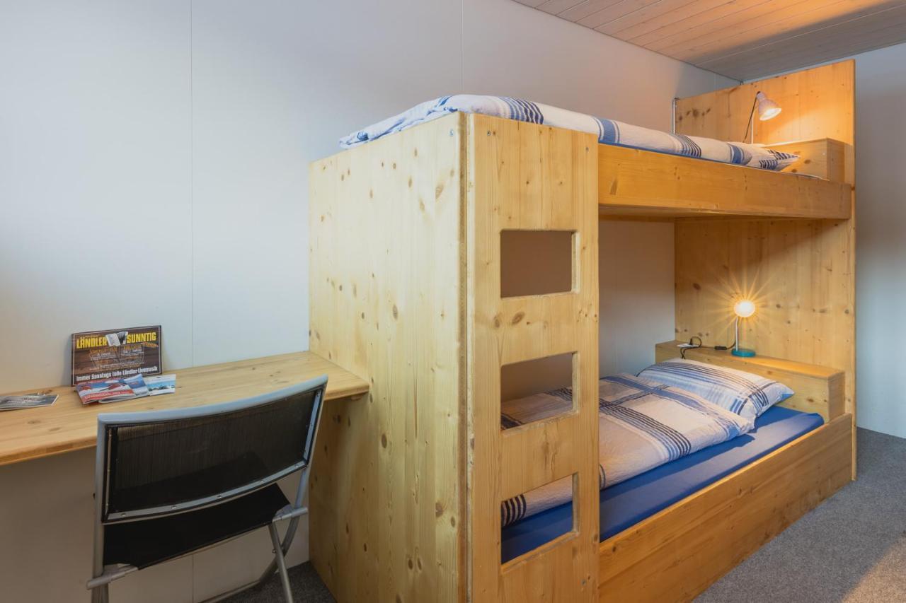 Mountain Lodge Backpackercamp Ленк Экстерьер фото